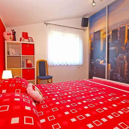 Dalibor 1436 Apartament